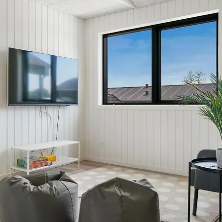 Nice In With House Sea View